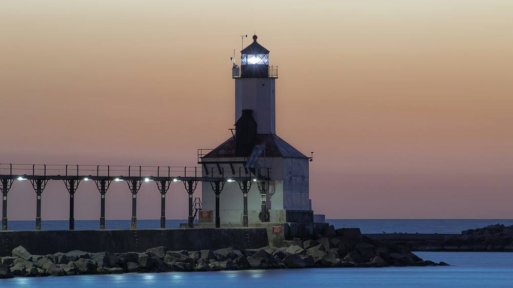 Michigan City East Pierhead Light