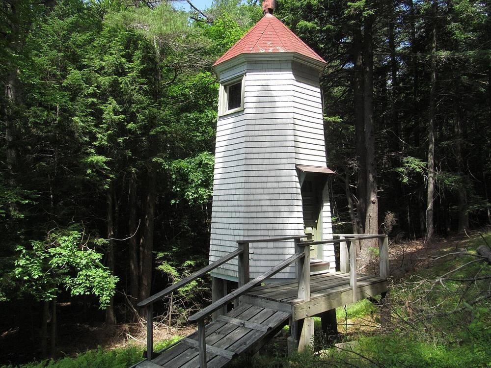 Doubling Point Rear Range Lighthouse