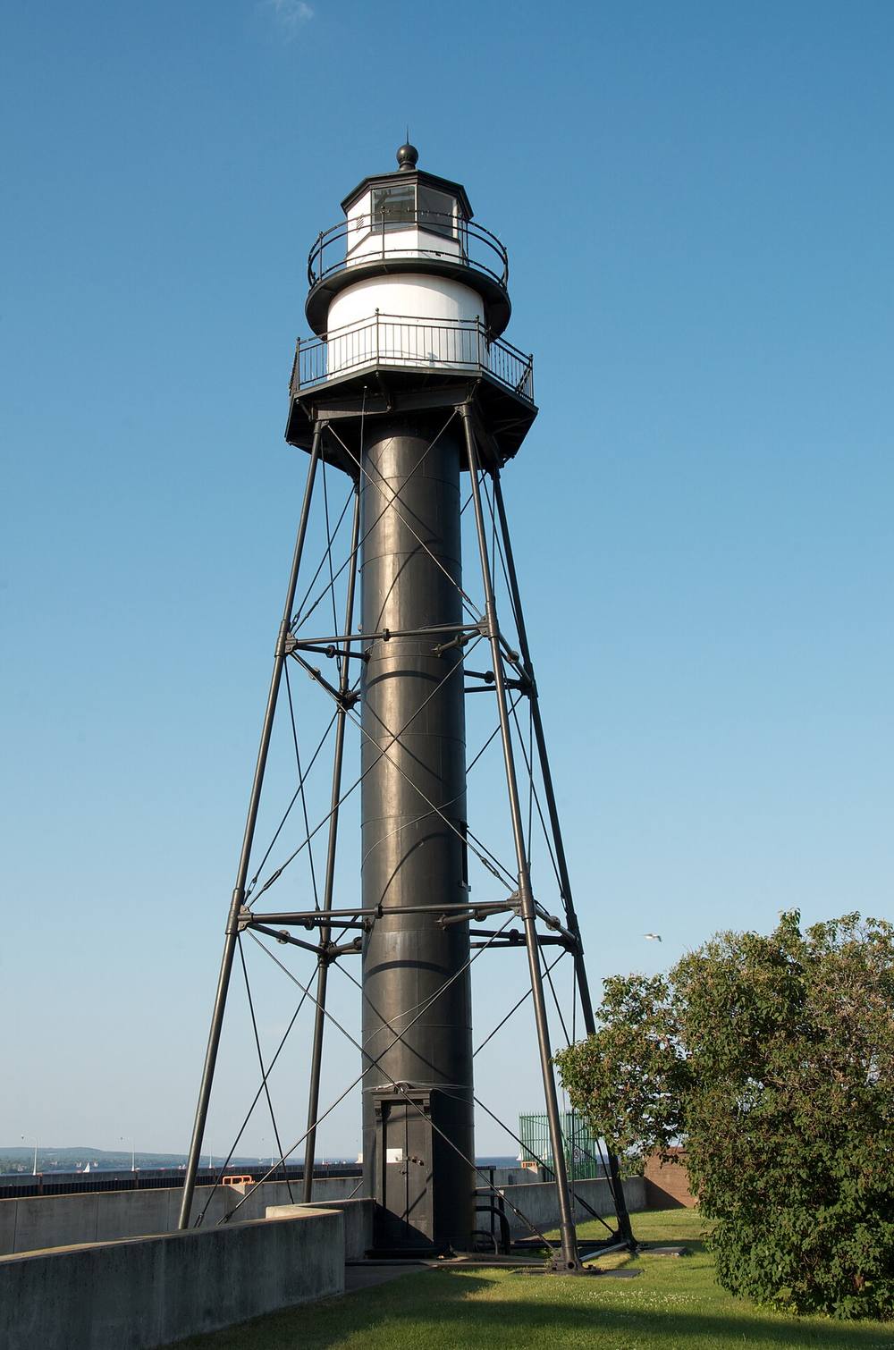 Duluth South Breakwater Inner Lighthouse