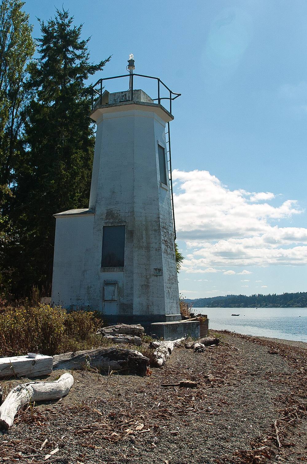 Dofflemyer Point Lighthouse
