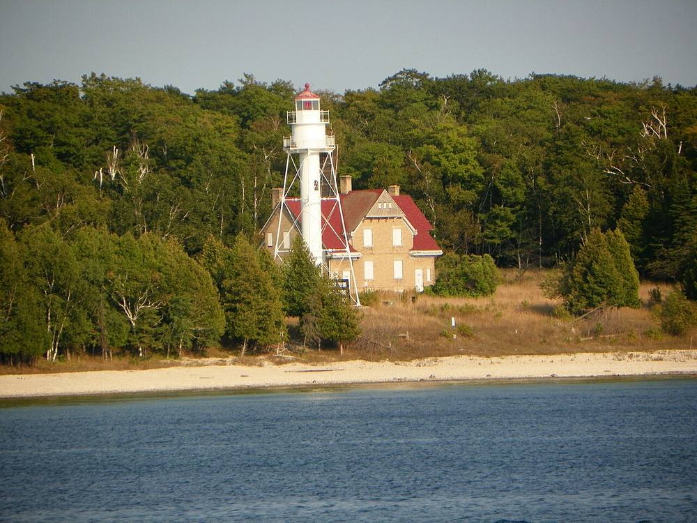 Plum Island Range Rear Light